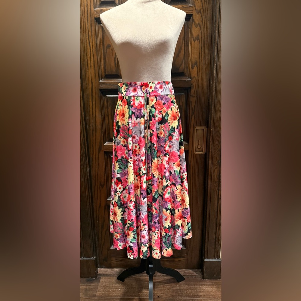 Floral Midi Skirt | Garden Print | Anthropologie Style - Picture 3 of 3